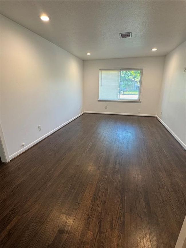 209 W 8 Th St, House other with 3 bedrooms, 1 bathrooms and null parking in Deer Park TX | Image 7