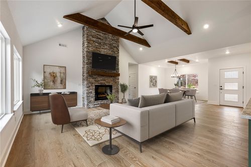 7 Wrongton Dr, Bella Vista, AR, 72714-2602 | Card Image