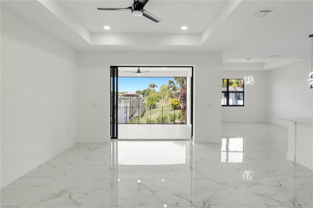 Residential in PORT CHARLOTTE 4