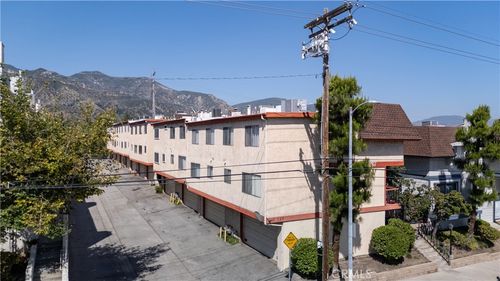 14-14287 Foothill Blvd, Sylmar, CA, 91342-7521 | Card Image