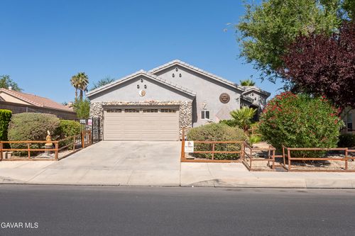 43963 Glenraven Rd, Lancaster, CA, 93535-4083 | Card Image