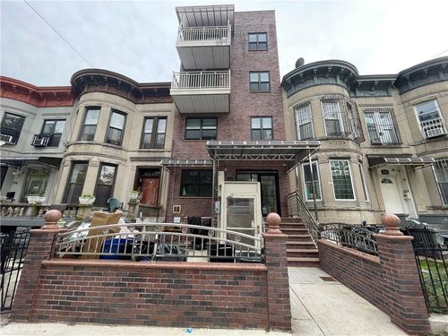 970 52nd Street, Brooklyn, NY, 11219 | Card Image