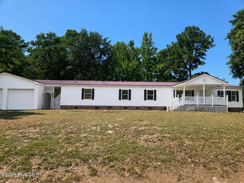138 River Oaks Dr, Stella, NC, 28582-9732 | Card Image