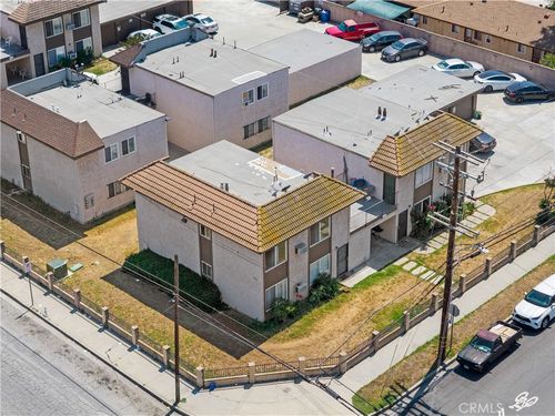 669 Weber St., Pomona, CA, 91768 | Card Image