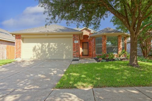 2007 Kings Forest Dr, Heartland, TX, 75126-8271 | Card Image