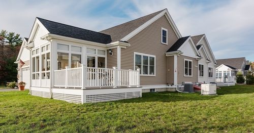 1-4 Sarahbeth Ln, Rochester, MA, 02770-1624 | Card Image