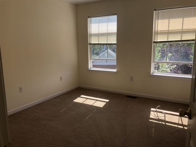 7 Atlas Ct, House other with 2 bedrooms, 3 bathrooms and null parking in Jersey City NJ | Image 14