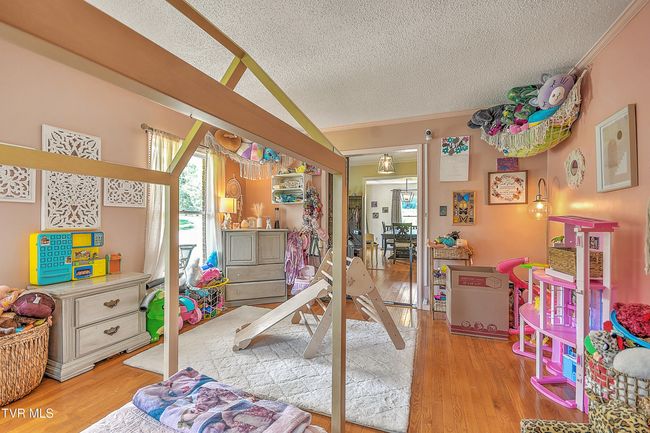 22643 Twin Oaks Rd, House other with 5 bedrooms, 4 bathrooms and null parking in Abingdon VA | Image 22
