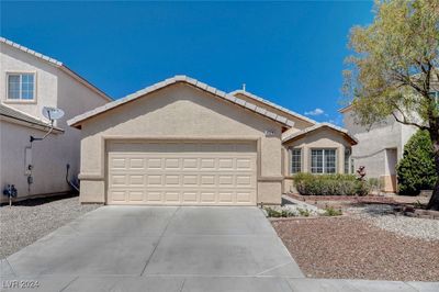 4824 Royal Lake Avenue, House other with 3 bedrooms, 2 bathrooms and null parking in Las Vegas NV | Image 1