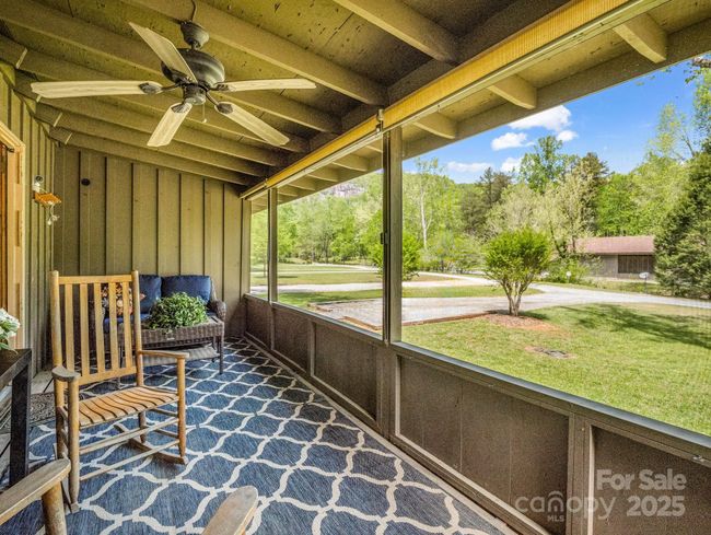 128 Winding Creek Ct, Townhouse with 1 bedrooms, 1 bathrooms and null parking in Lake Lure NC | Image 4