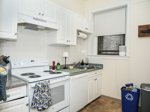 2-1386 Beacon St, Brookline, MA, 02446-2812 | Card Image