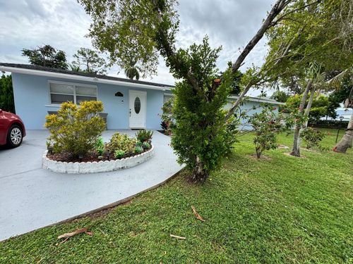 3842 Patio Ct, Lake Worth Beach, FL, 33461-3916 | Card Image