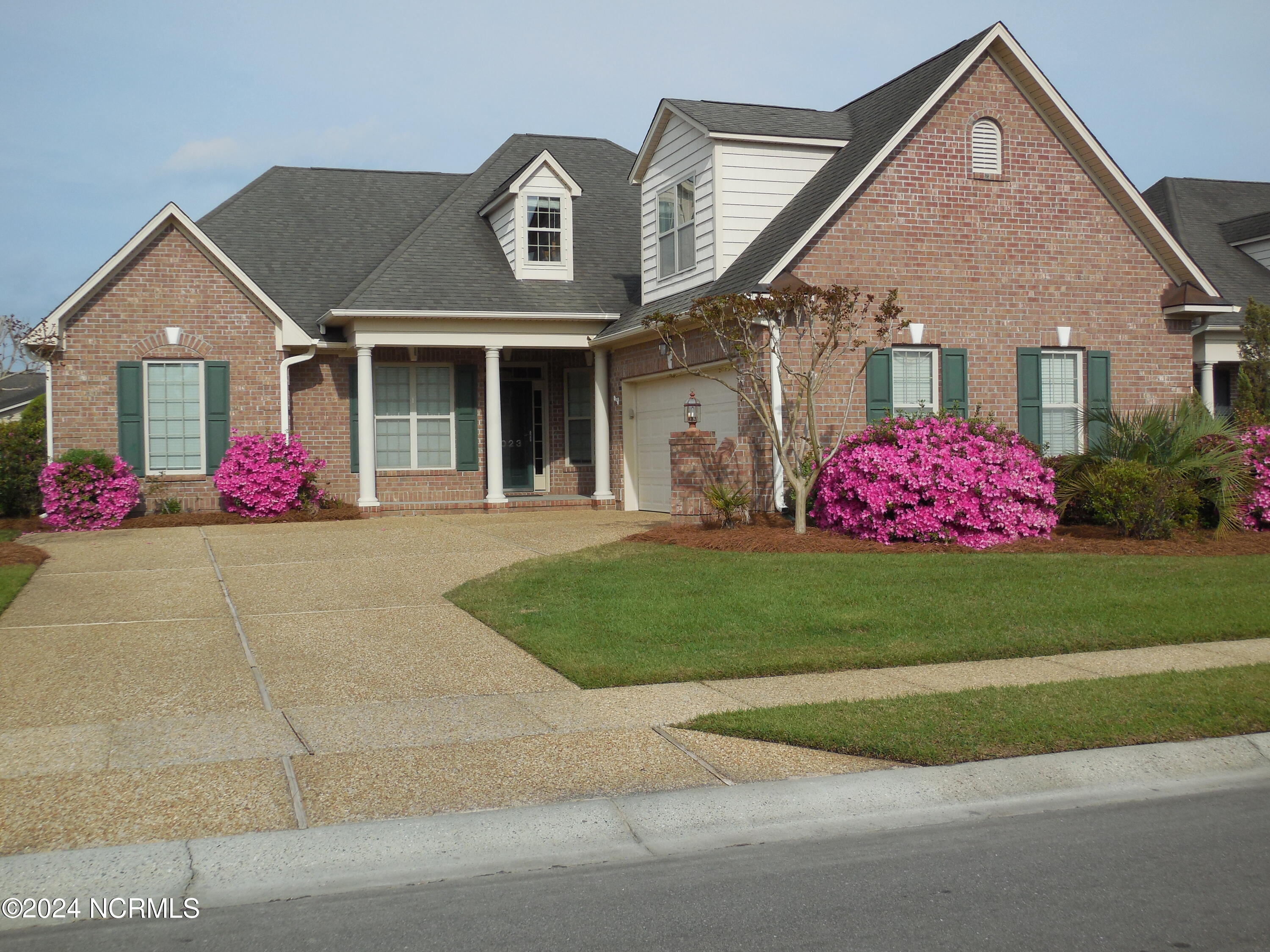 Fanning Ct, Leland, NC 28451