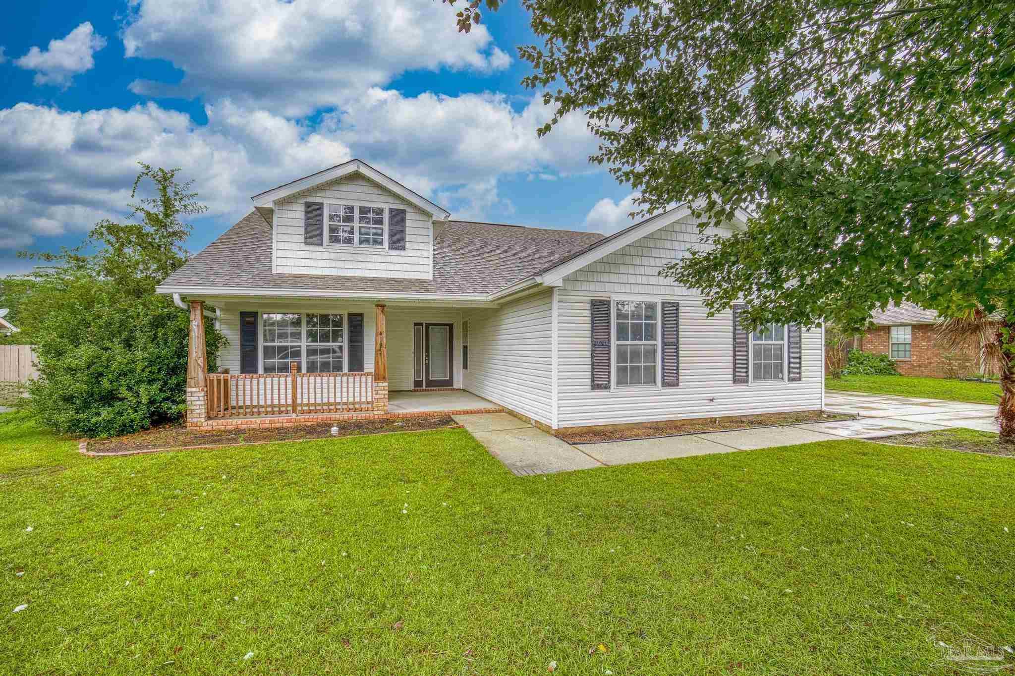 Berry Cir, Milton, FL 32571