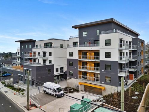208-610 Lampson St, Esquimalt, BC, V9A6A1 | Card Image