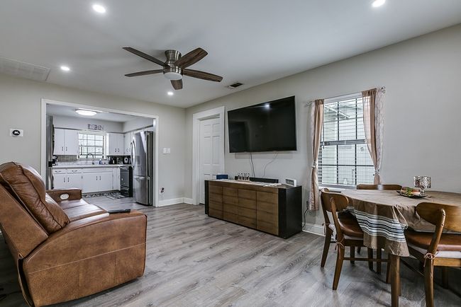419 E E 29 Th St, House other with 3 bedrooms, 2 bathrooms and null parking in San Angelo TX | Image 8