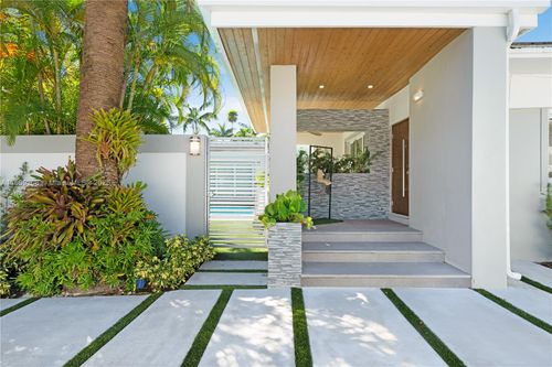 1616 S Bayshore Dr, Coconut Grove, FL, 33133-4202 | Card Image