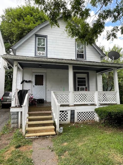 101 Sawyer St, Rochester, NY, 14619-1925 | Card Image