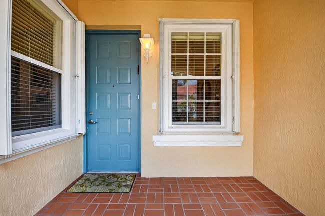 UNIT-101 - 12447 Crystal Pointe Dr, Condo with 3 bedrooms, 2 bathrooms and null parking in Boynton Beach FL | Image 4
