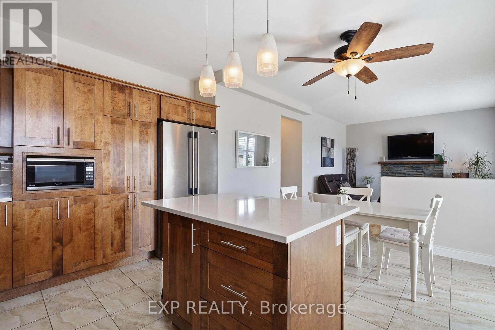 Residential in Clarence-Rockland 4