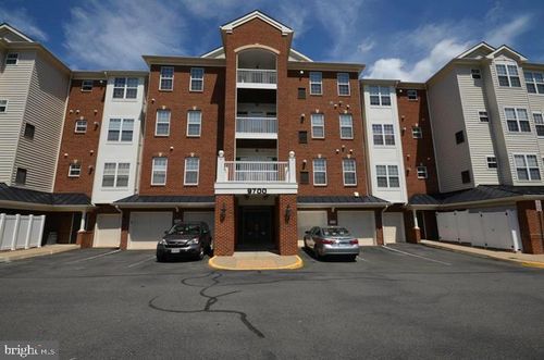 unit-206-9700 Elzey Pl, MANASSAS PARK, VA, 20111-7025 | Card Image