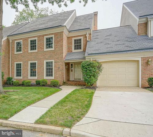 64 Foxwood Dr, Moorestown, NJ, 08057-4101 | Card Image