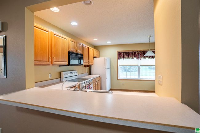 790 Cedar View Dr, House other with 3 bedrooms, 3 bathrooms and null parking in Le Mars IA | Image 4