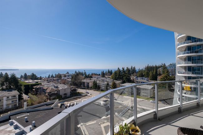 703 - 1501 Foster Street, Condo with 3 bedrooms, 3 bathrooms and 3 parking in White Rock BC | Image 26