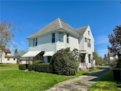 336 Warren Ave, Niles, OH, 44446-1657 | Card Image