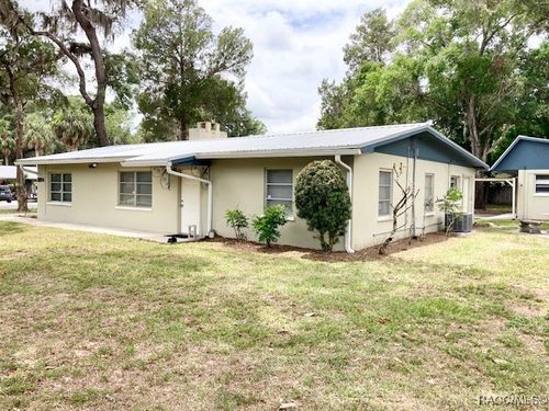 3684 N Citrus Ave, Crystal River, FL, 34428-6033 | Card Image