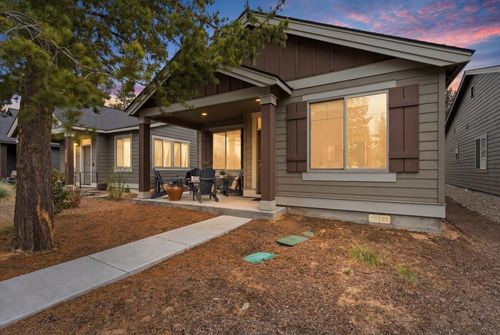 51927 Lumberman Ln, La Pine, OR, 97739-8994 | Card Image