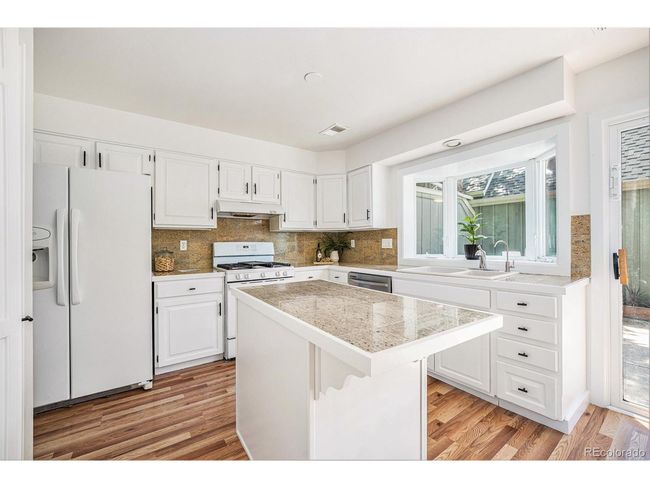 19 Benthaven Pl, Townhouse with 3 bedrooms, 2 bathrooms and null parking in Boulder CO | Image 9