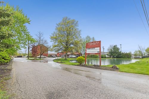 2480 & 2464 Medina Road, Medina, OH, 44256 | Card Image