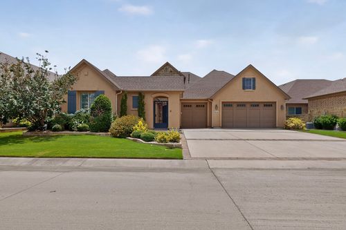 8216 American Way, Denton, TX, 76207-8739 | Card Image
