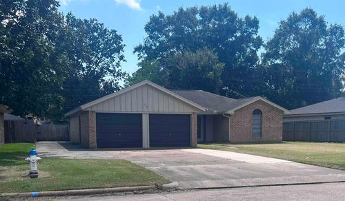 3157 Merriman St, Port Neches, TX, 77651-6002 | Card Image