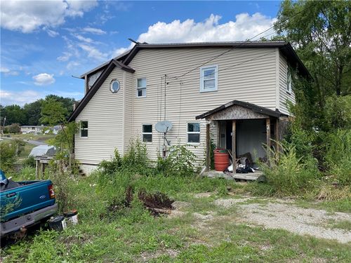 4761 State Route 136, Greensburg, PA, 15601-2771 | Card Image