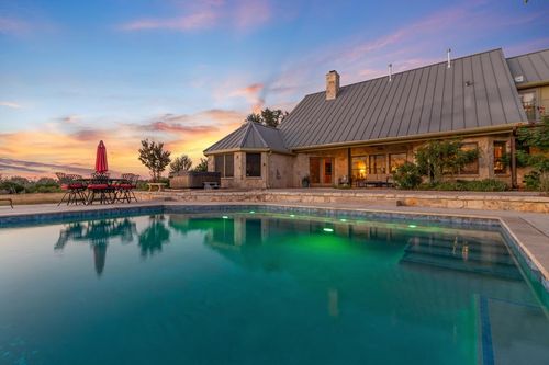 647 Funf Kinder Rd, Fredericksburg, TX, 78624-7694 | Card Image