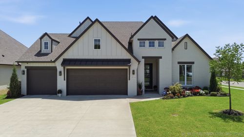 3030 E 146th Pl S, Bixby, OK, 74008-8080 | Card Image