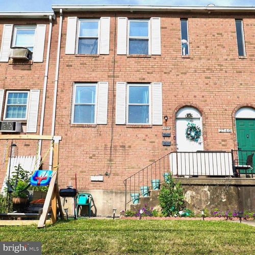 2742 Island Ave, PHILADELPHIA, PA, 19153-1820 | Card Image