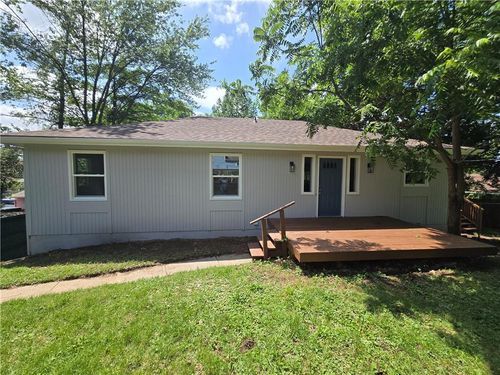 2028 Nw 49th Terrace, Northmoor, MO, 64151 | Card Image