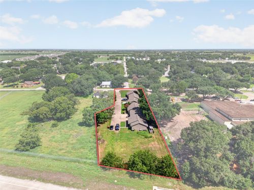 7523 Avenue J, Beasley, TX, 77417-6063 | Card Image