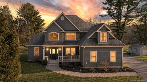 50 Meghan Ct, Pine Bush, NY, 12566-5240 | Card Image
