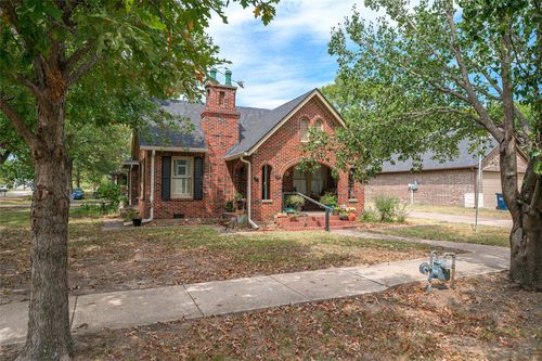 209 S Bond St, Whitewright, TX, 75491-2608 | Card Image