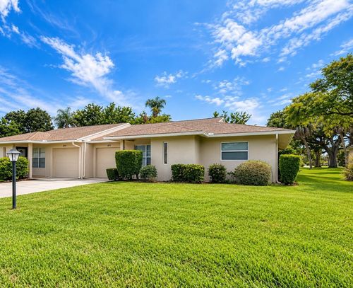 22-2979 Captiva Gardens Dr, SARASOTA, FL, 34231-7904 | Card Image