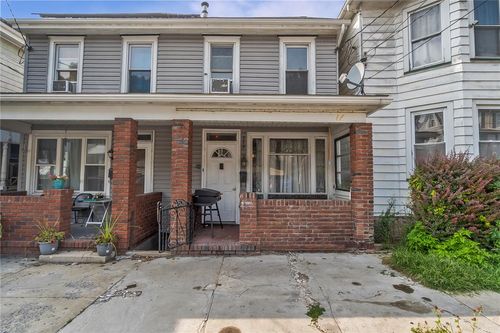 319 W Abbott St, Lansford, PA, 18232-1804 | Card Image