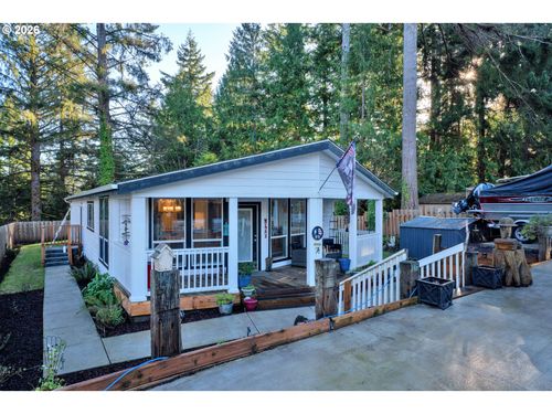 89555 Shore Crest Dr, Florence, OR, 97439-8618 | Card Image