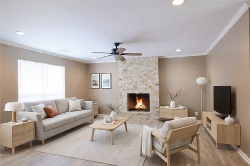 1312 W Wood St, Rogers, AR, 72756-3354 | Card Image