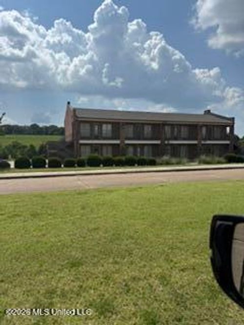 105-300 Research Boulevard, Starkville, MS, 39759 | Card Image