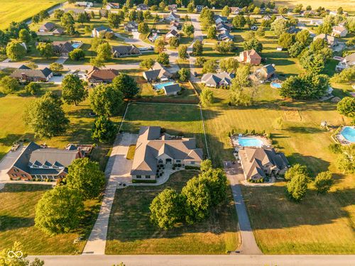 8604 E County Road 200 N, Seymour, IN, 47274-9216 | Card Image