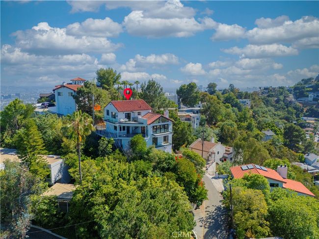 8280 Grand View Dr, House other with 3 bedrooms, 4 bathrooms and 2 parking in LOS ANGELES CA | Image 54